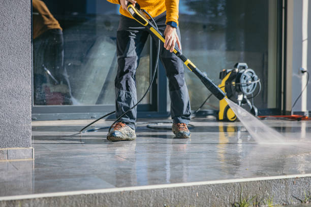 Best Parking Lot and Garage Cleaning  in Maywood, CA